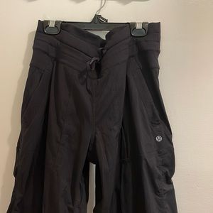 Lululemon Dance Studio Crop Pants